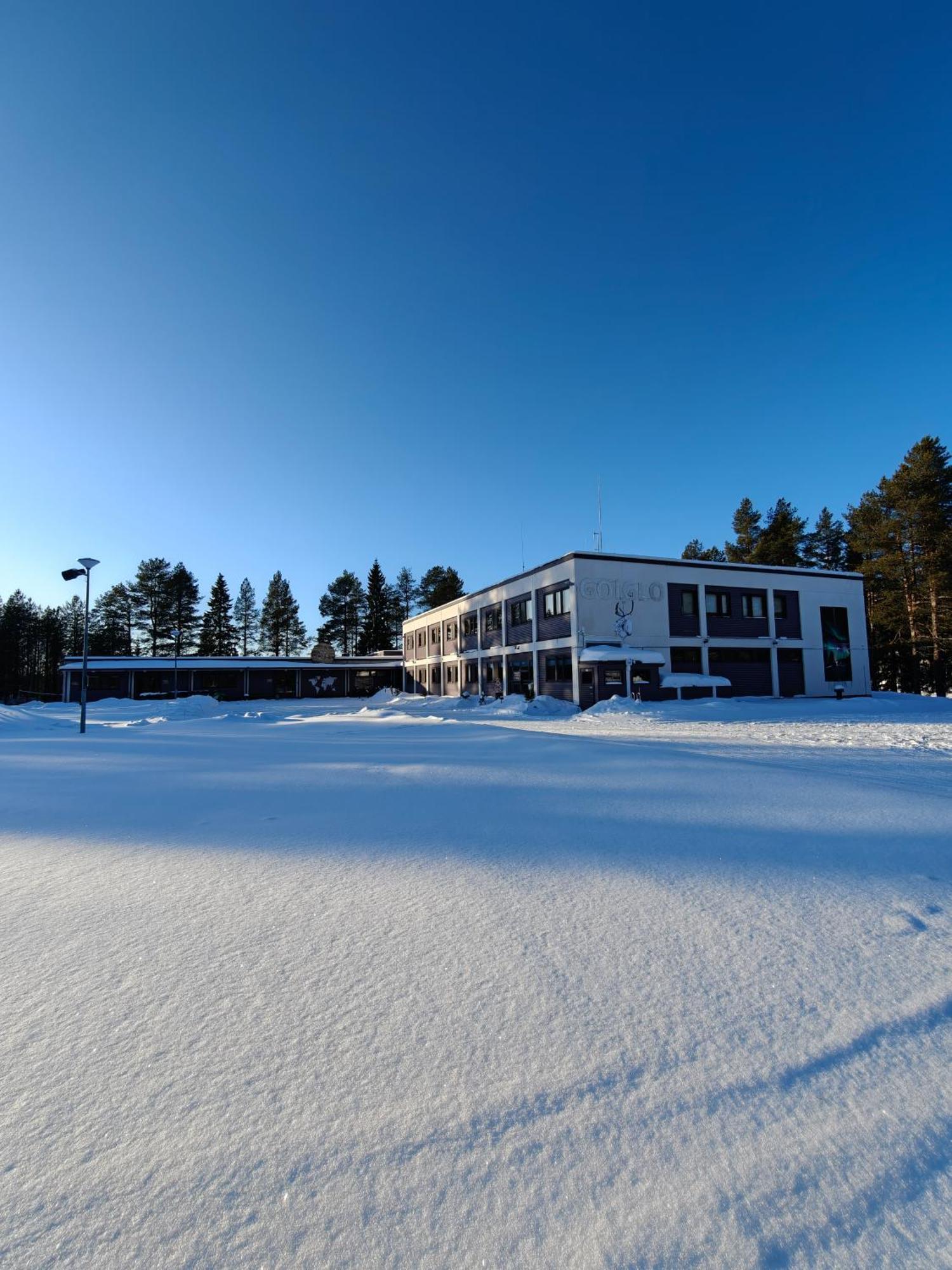 Goiglo Hotel & Hostel Куусамо Экстерьер фото